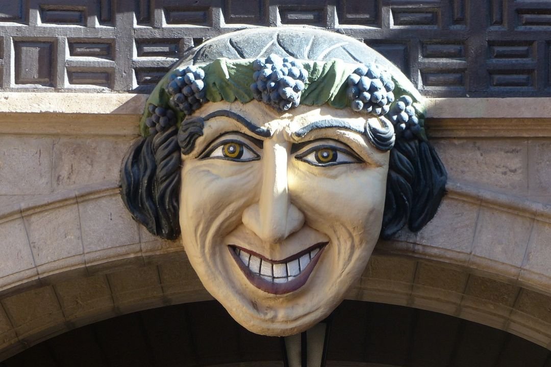 rostro tradicional que se encuentra dentro de la mitiica Casa de la Moneda en la ciudad de Potosí, Bolivia.